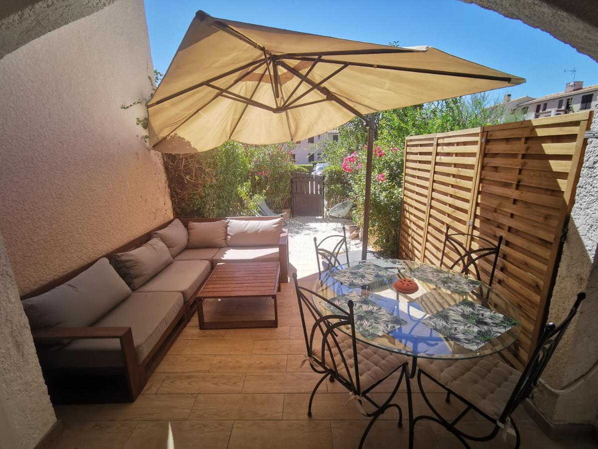 La Terrasse Ensoleillee De : Le Citronnier * Sausset-les-Pins